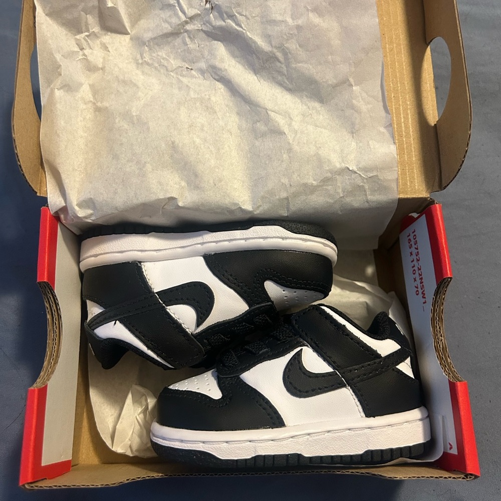 Nike Kids Black and White Sneakers